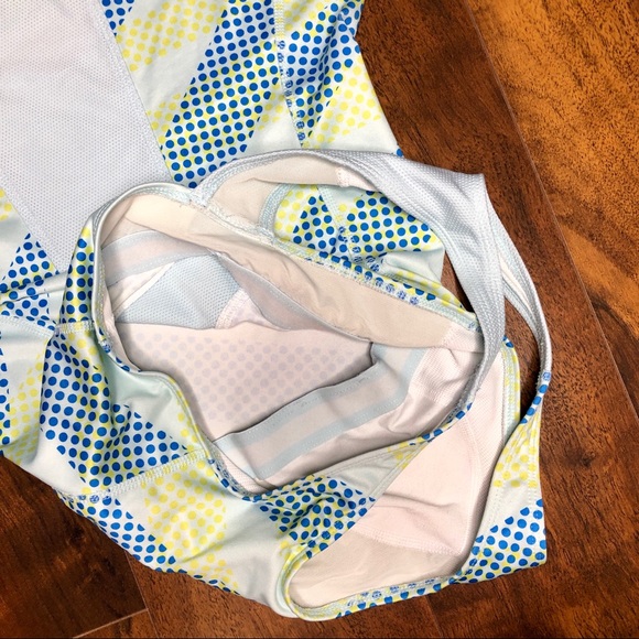 Nike Dri-Fit Dots Racerback Tank. - Picture 5 of 6